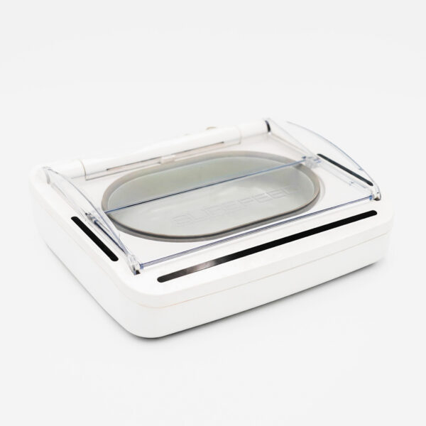 SureFeed Sealed Pet Bowl by Trixie