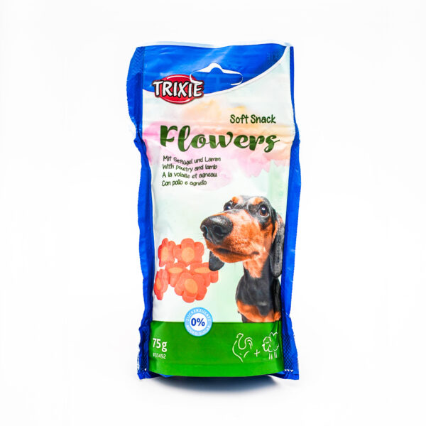 Soft Snack Flowers with Lamb and Poultry by Trixie